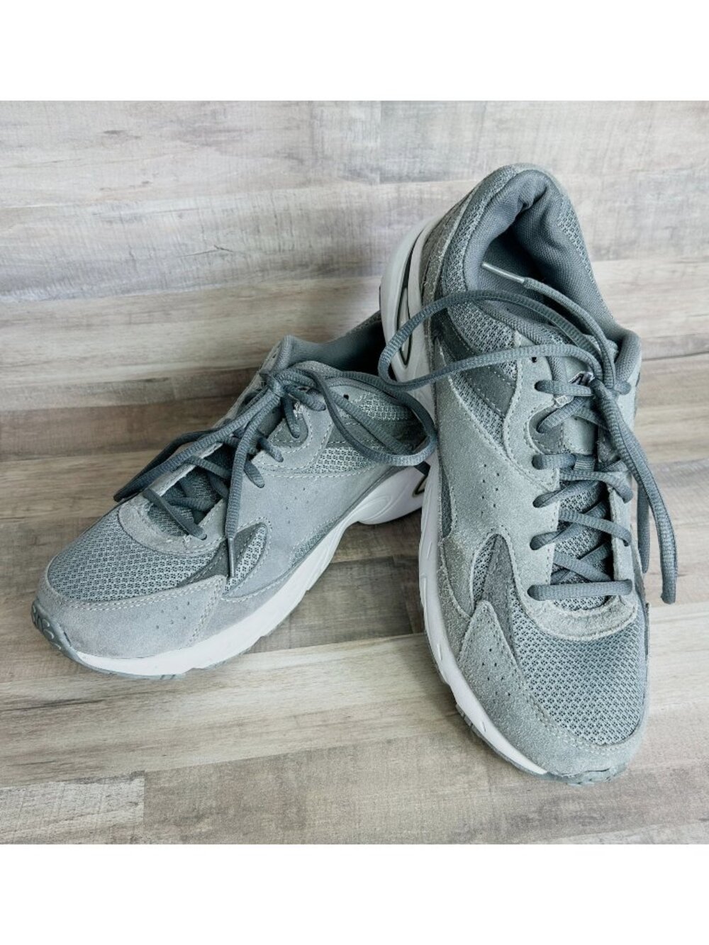 AVIA Men's Cantilever Sneakers in Gray / White - Size 11